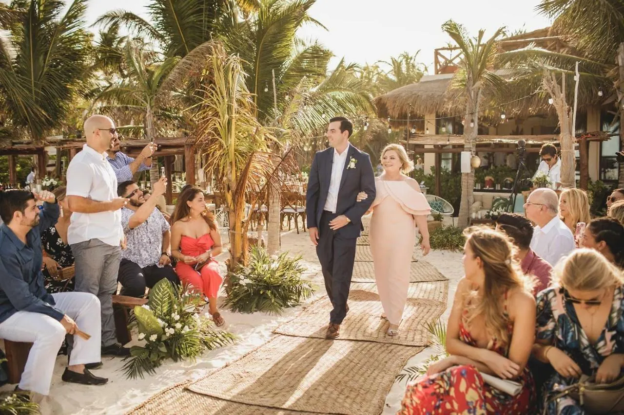 טולום Dune Boutique Hotel Located At The Party Zone (Adults Only)